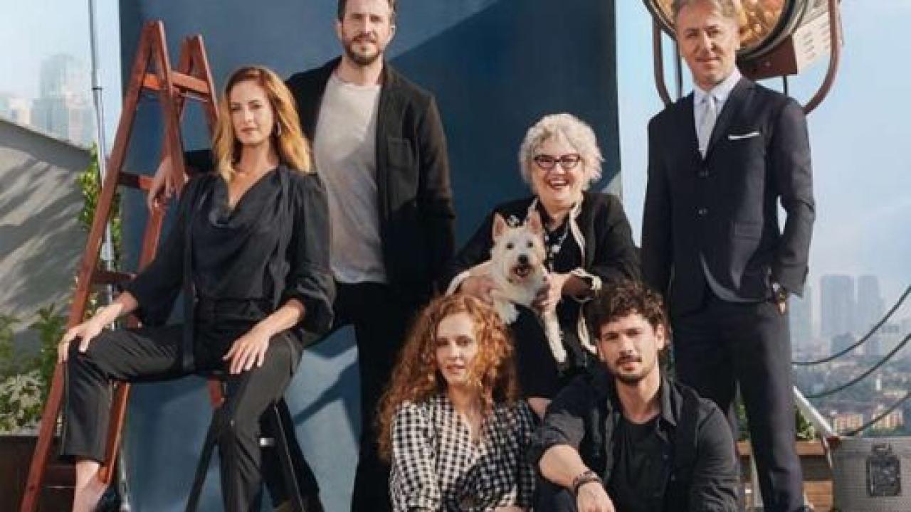 مسلسل اتصل بمدير اعمالي الحلقة 11 مترجمة