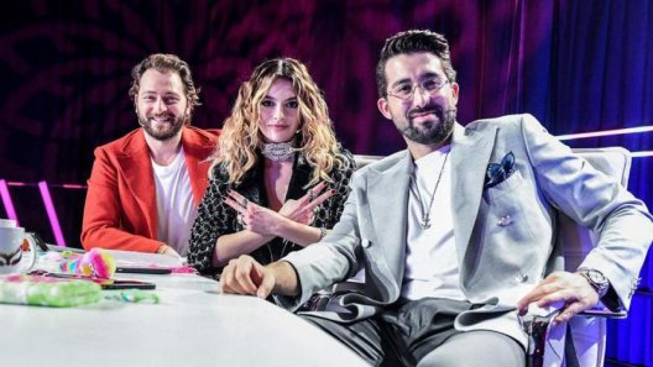مسلسل من انت ايها المقنع الحلقة 2 مترجمة